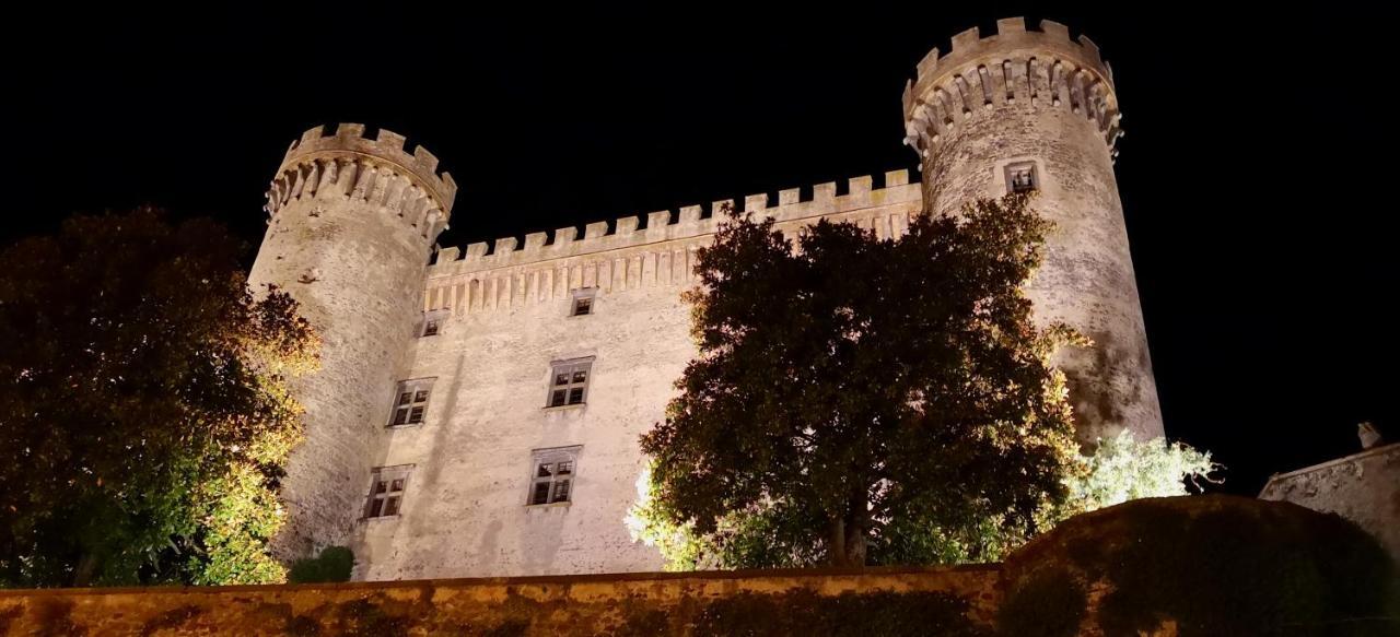 Casa Paolina Nel Centro Di Bracciano Villa ภายนอก รูปภาพ