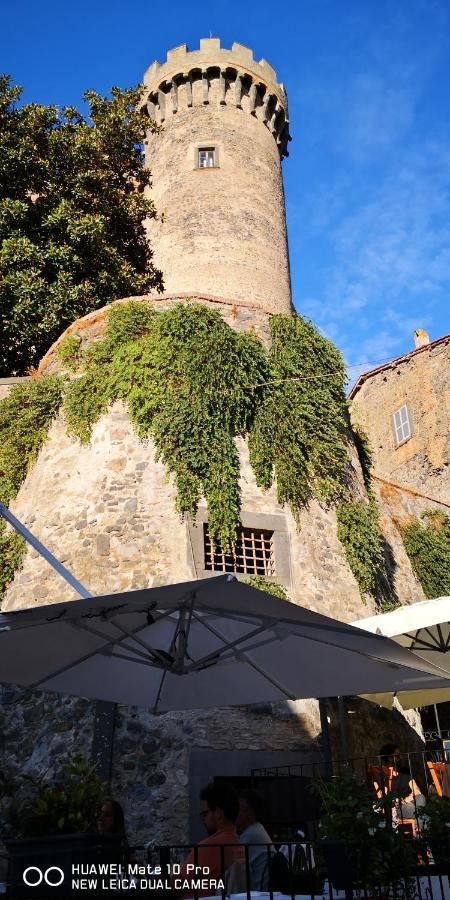 Casa Paolina Nel Centro Di Bracciano Villa ภายนอก รูปภาพ