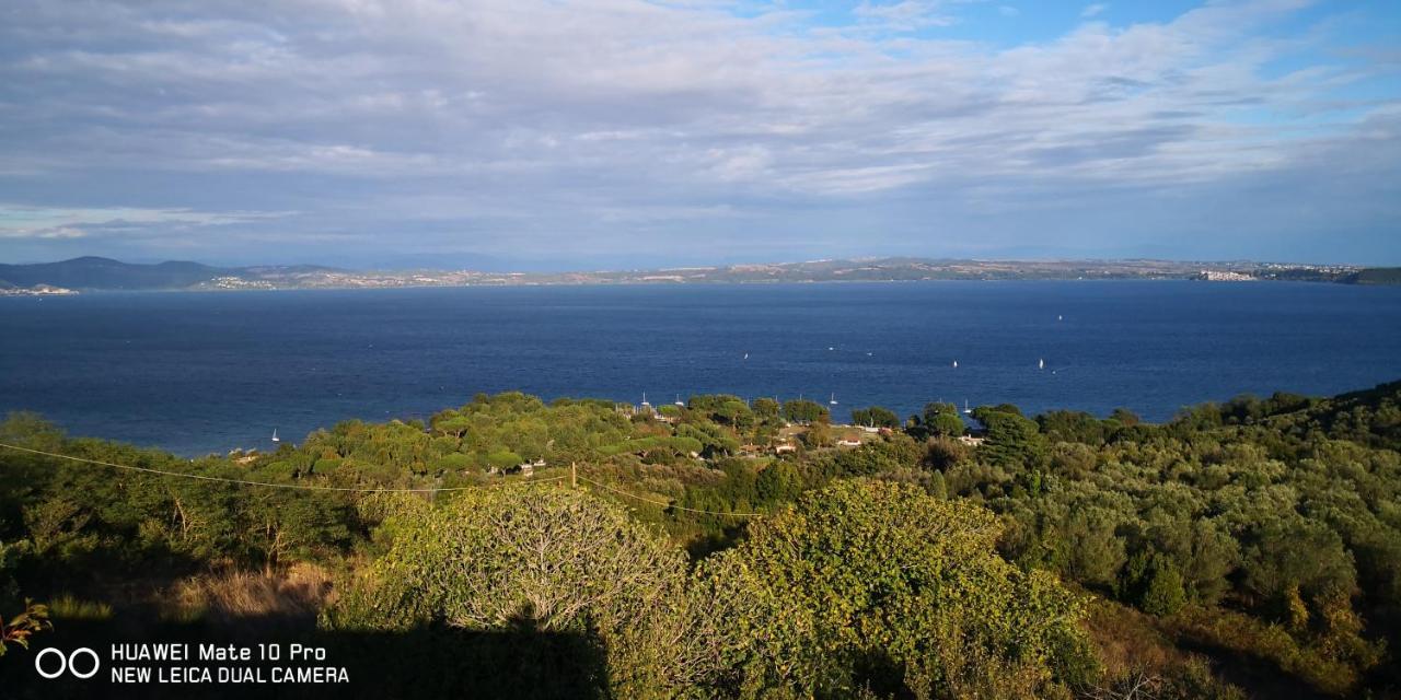 Casa Paolina Nel Centro Di Bracciano Villa ภายนอก รูปภาพ